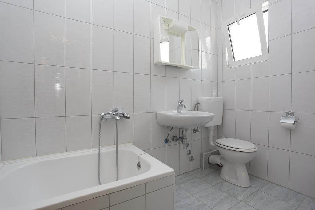 Apartment Lalic *
